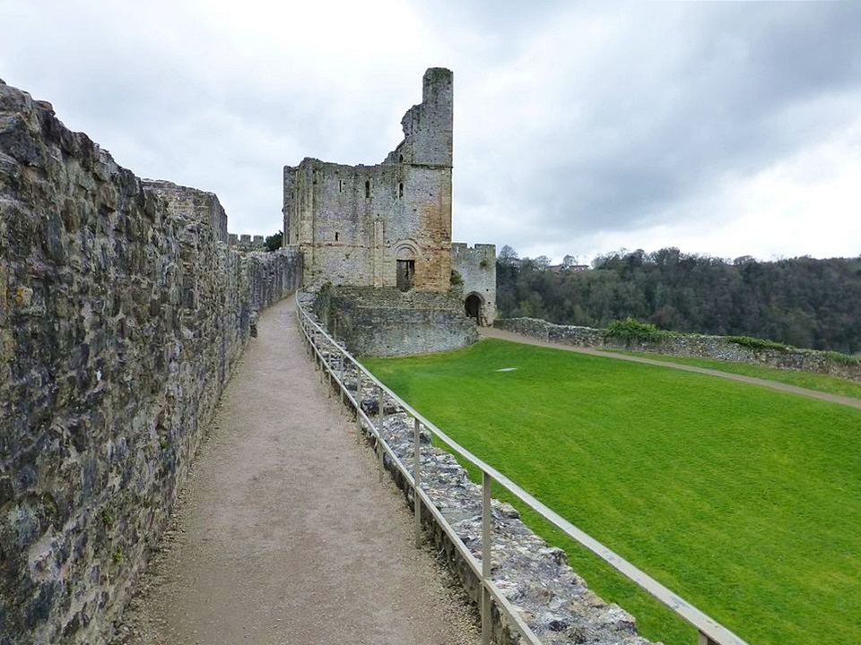 castillo-chepstow